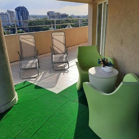 Apartament With Terras Kisinyov Kültér fotó