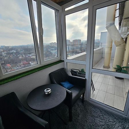 Apartament With Terras Kisinyov Kültér fotó