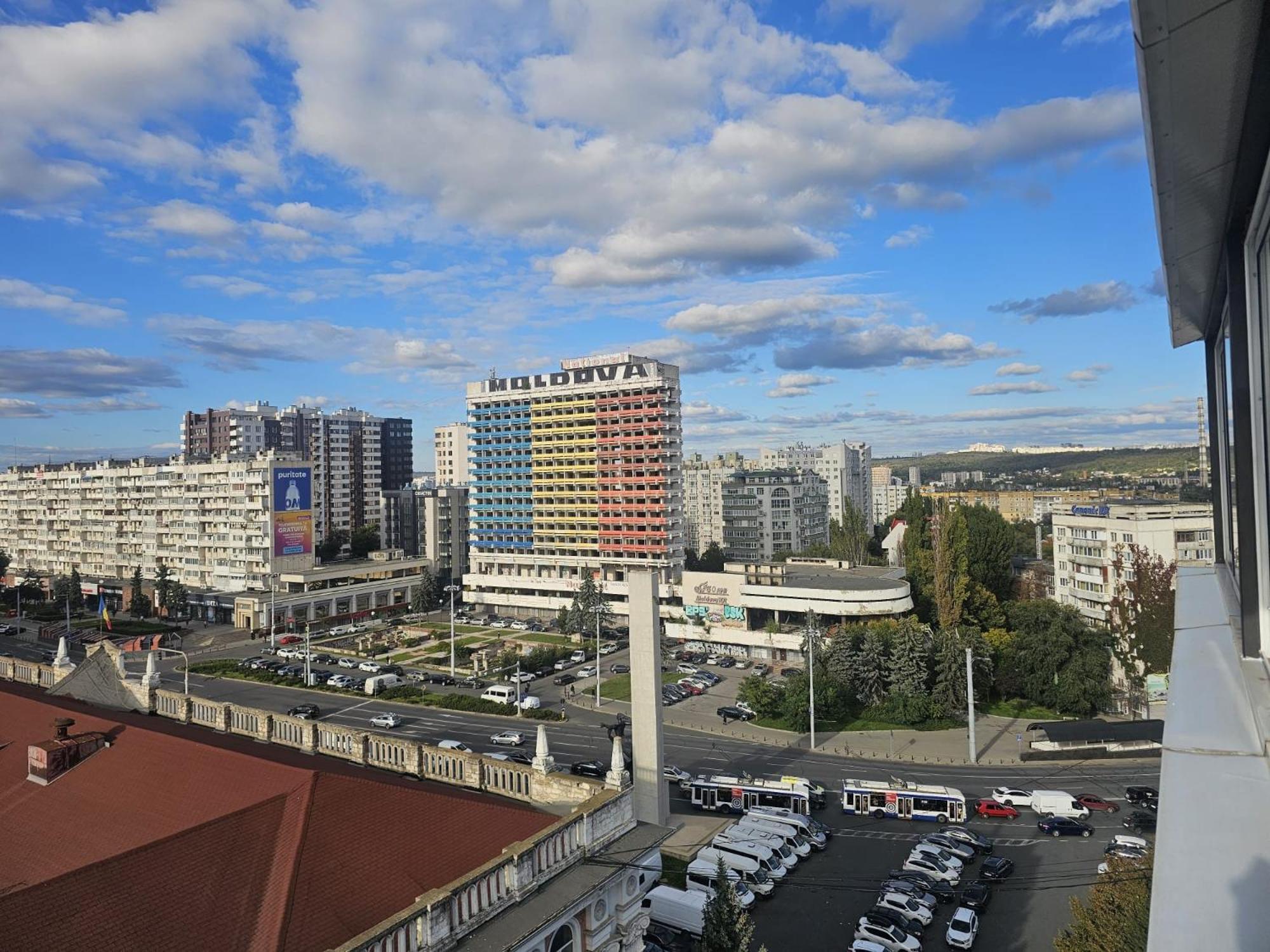 Apartament With Terras Kisinyov Kültér fotó