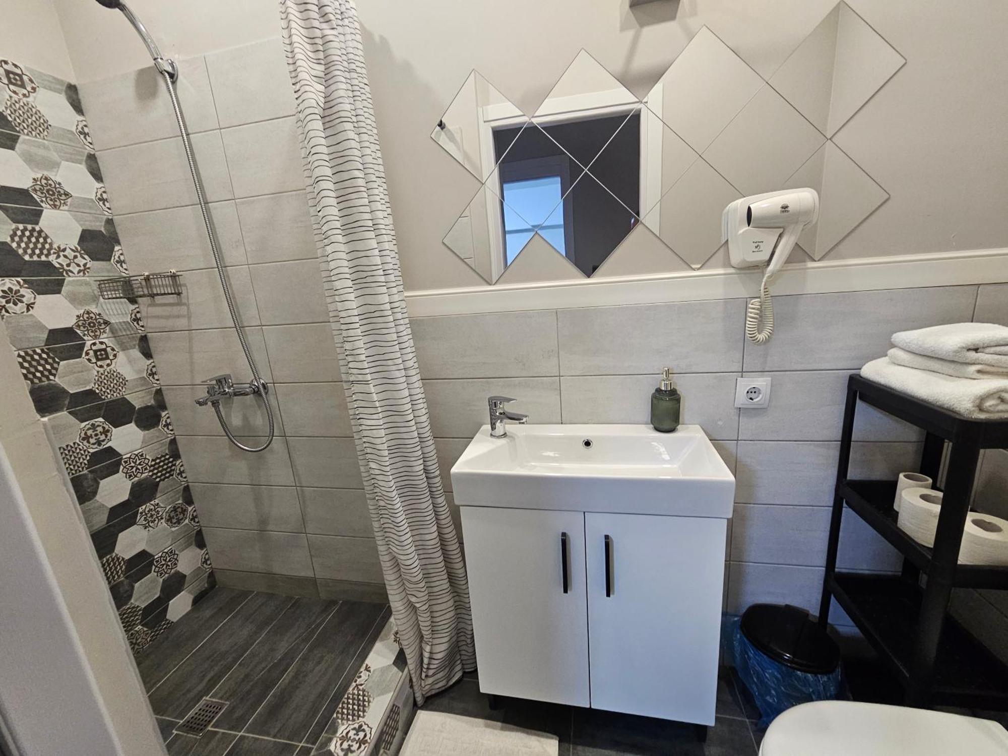 Apartament With Terras Kisinyov Kültér fotó