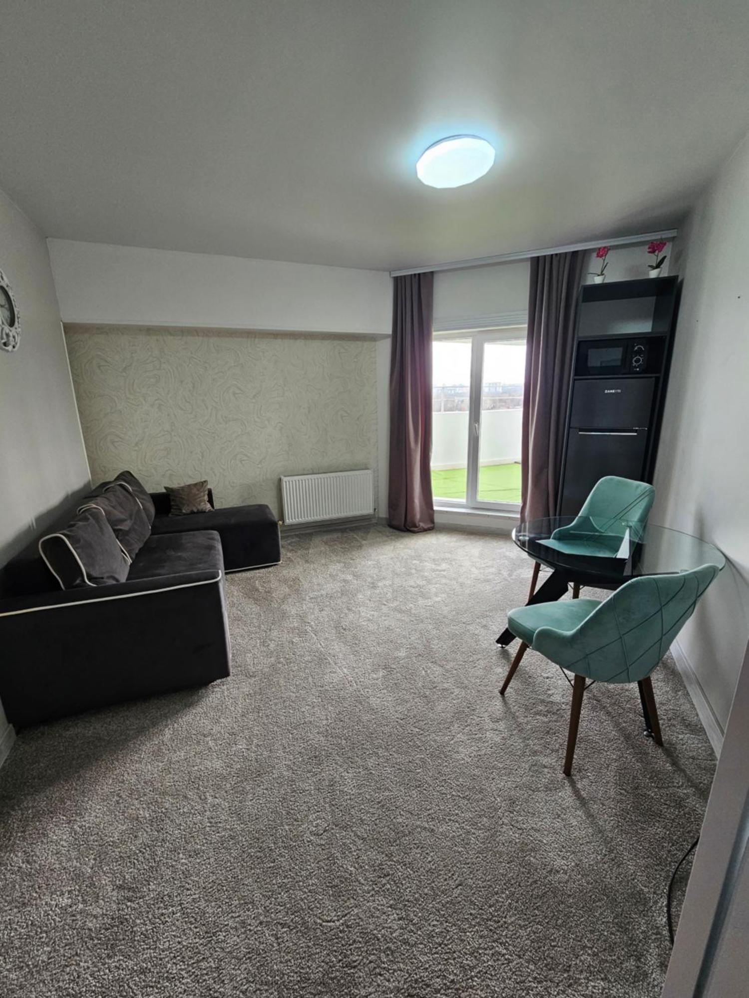 Apartament With Terras Kisinyov Kültér fotó